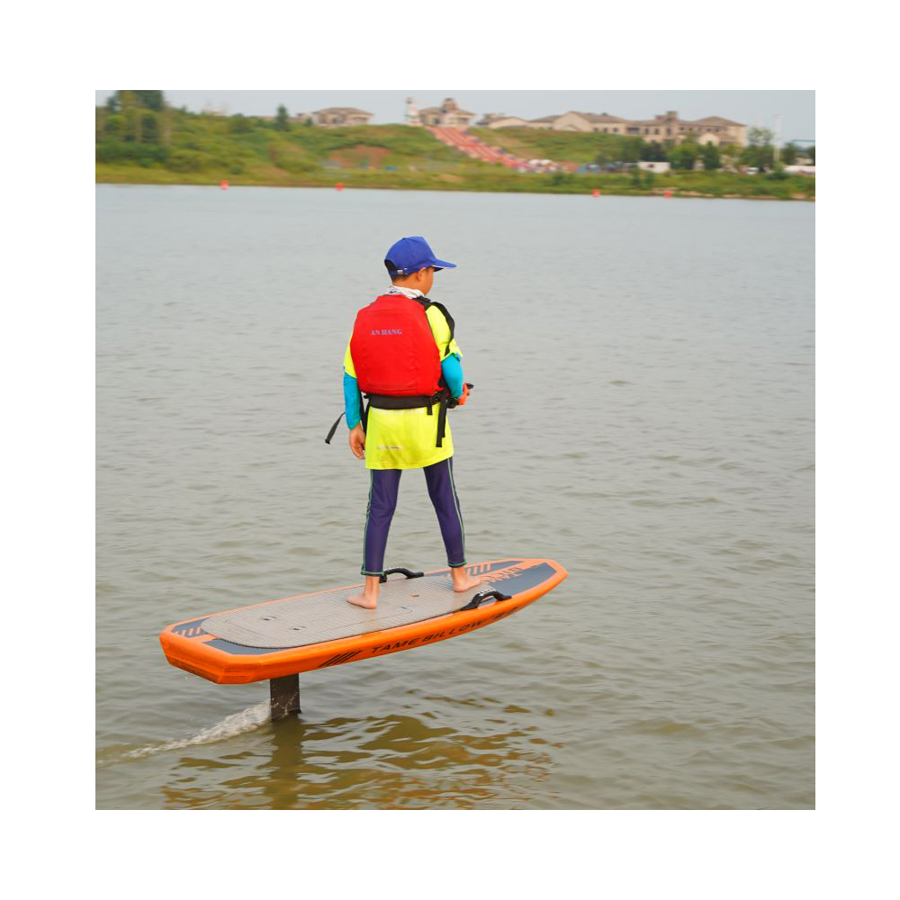 لوح تزلج كهربائي بمحرك نفاث من - مراجعة Efoil Board Foil Wing Carbon وسعره